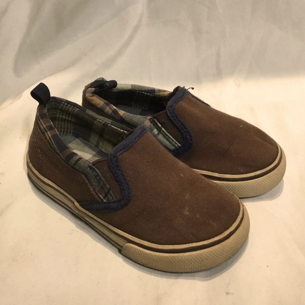 Gap Canvas Shoes